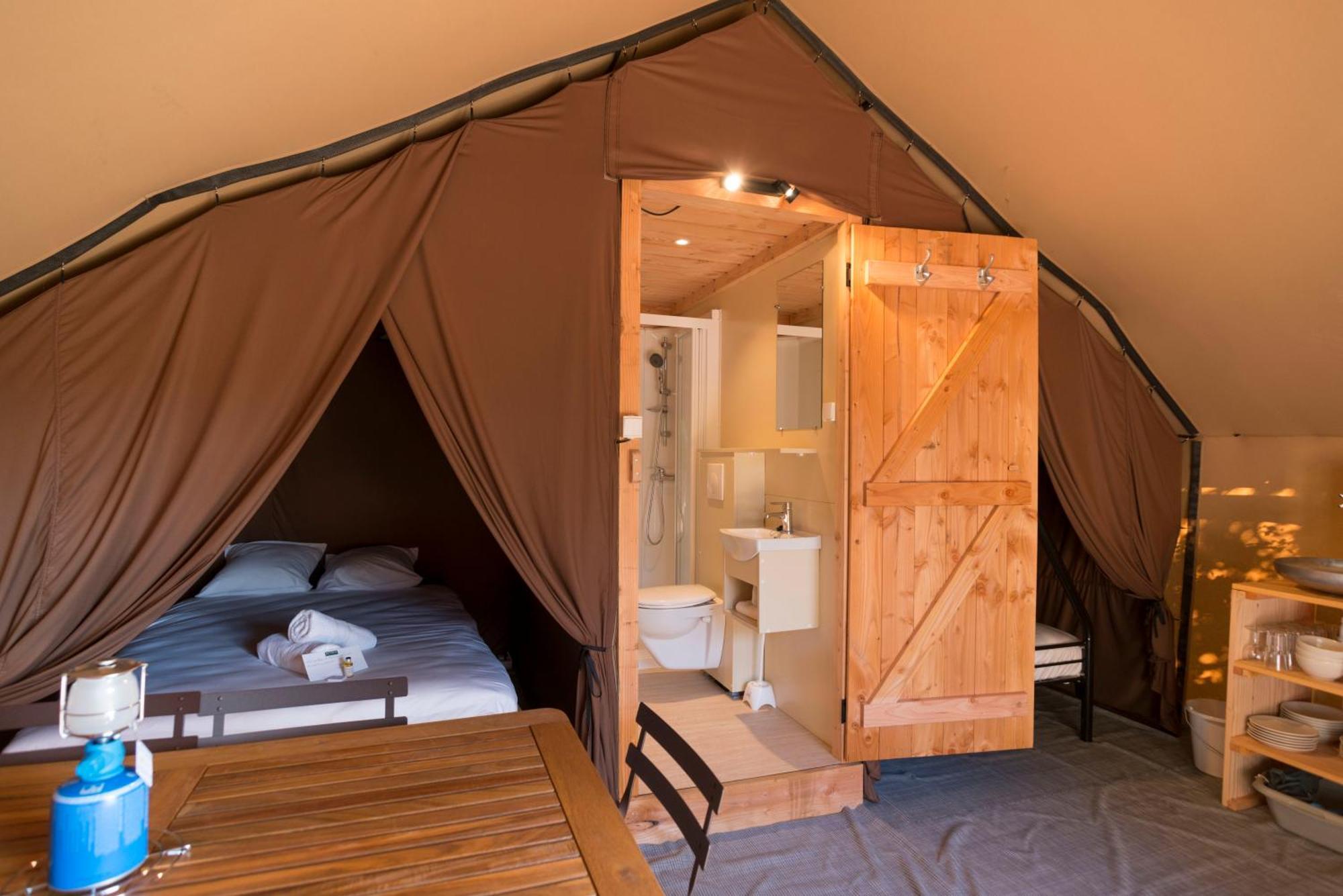 Huttopia La Claree Val-des-Prés Room photo