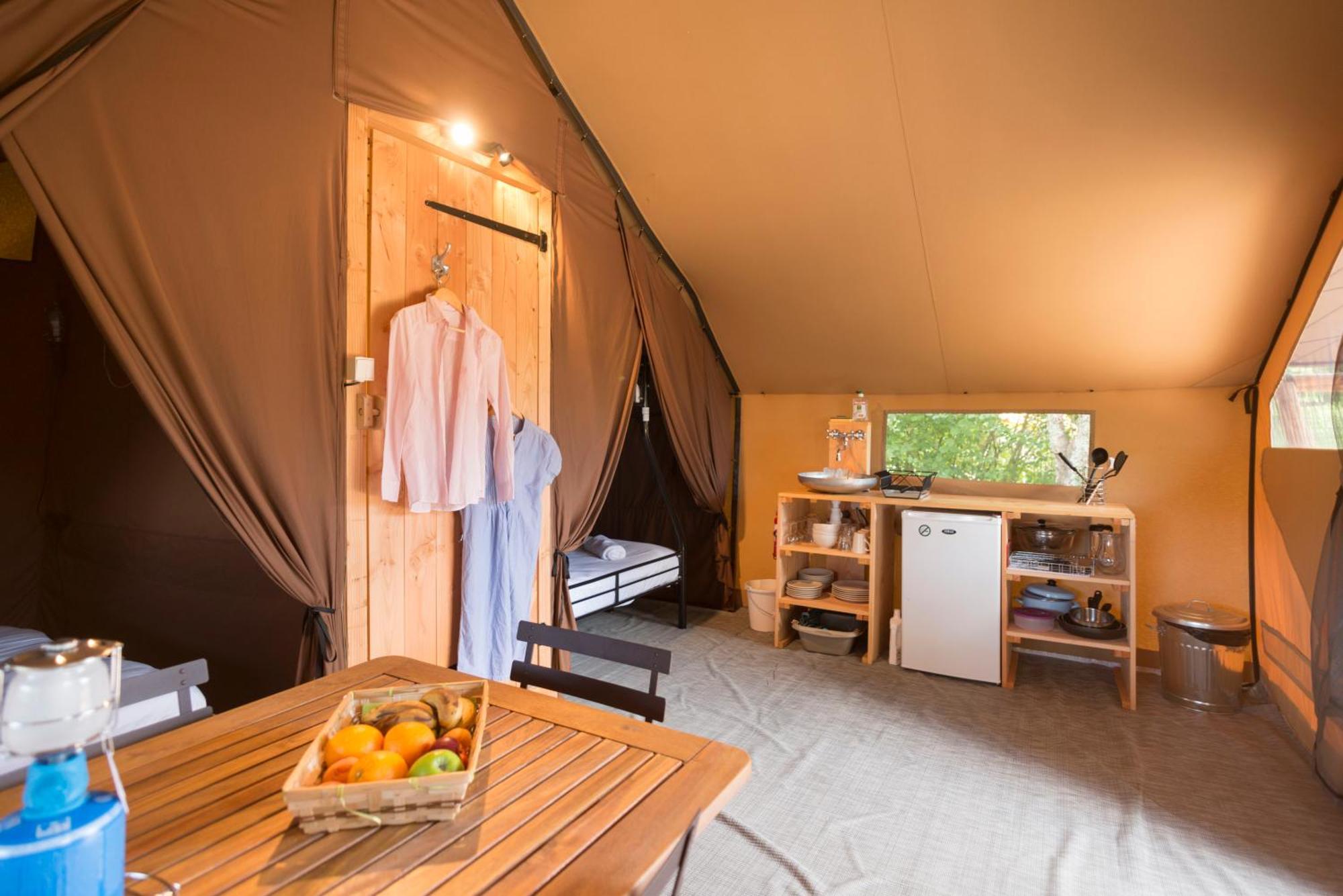 Huttopia La Claree Val-des-Prés Room photo